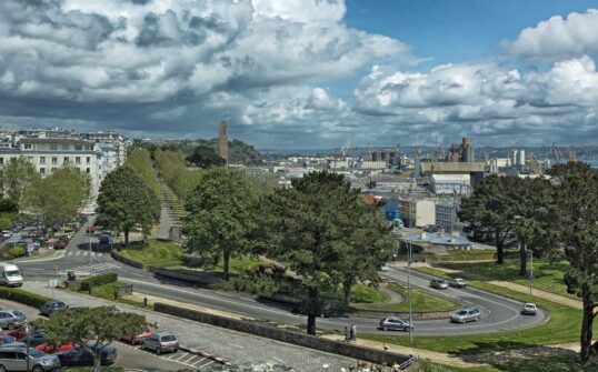 Vue du cours Dajot à Brest
